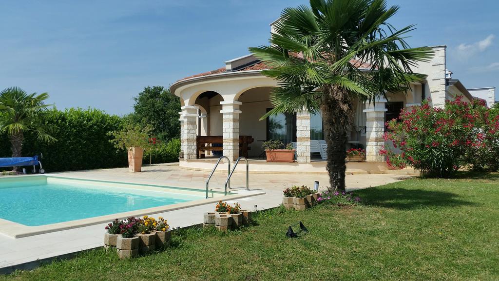 Villa Parenzo Porec Exterior photo